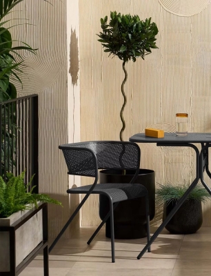 Attachment for 3 Tips Pintar Memilih Furnitur untuk Taman Kecil yang Cantik dan Efisien Ruang
